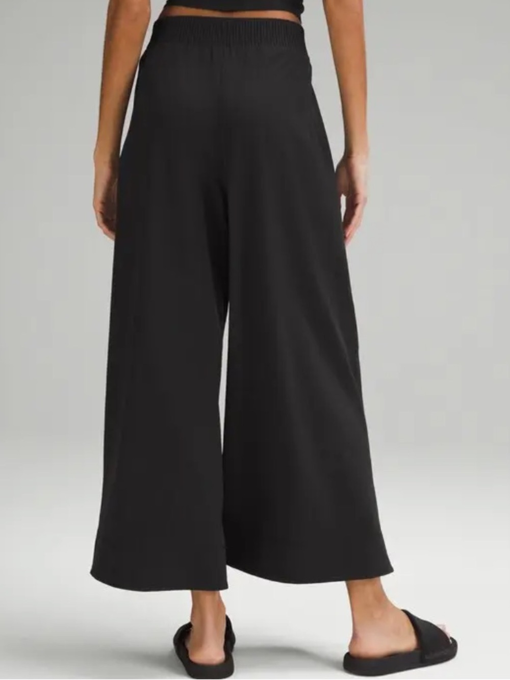lululemon athletica Black High-Rise Stretch Woven Wide-Leg Cropped Pants - Picture 4 of 5